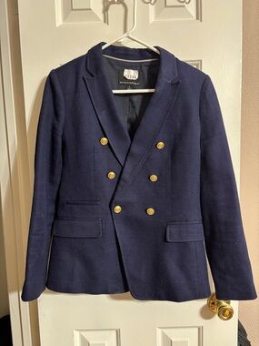 Banana Republic Navy Double-Breasted Blazer with Gold Buttons. 100% Cotton body.